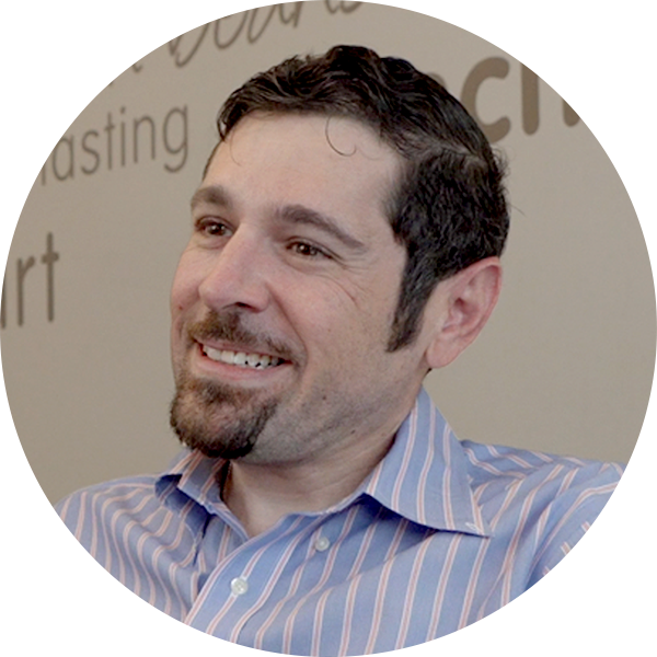 SeanPaulFerrera_Headshot-600x600